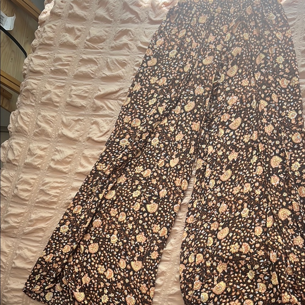 Billabong Small Black and Cream Wide Leg Pants with Floral Design